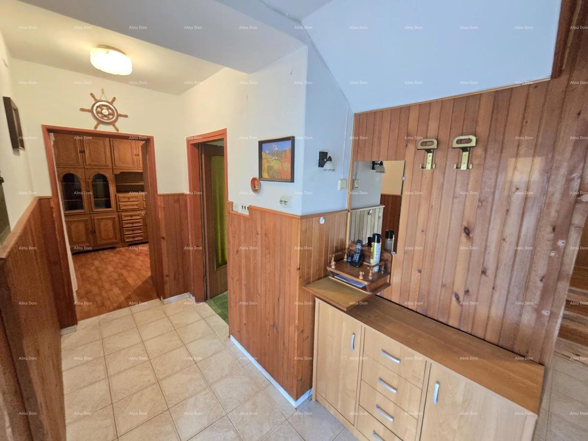 Autentica proprietà istriana vicino a Žminj – casa con grande potenziale!