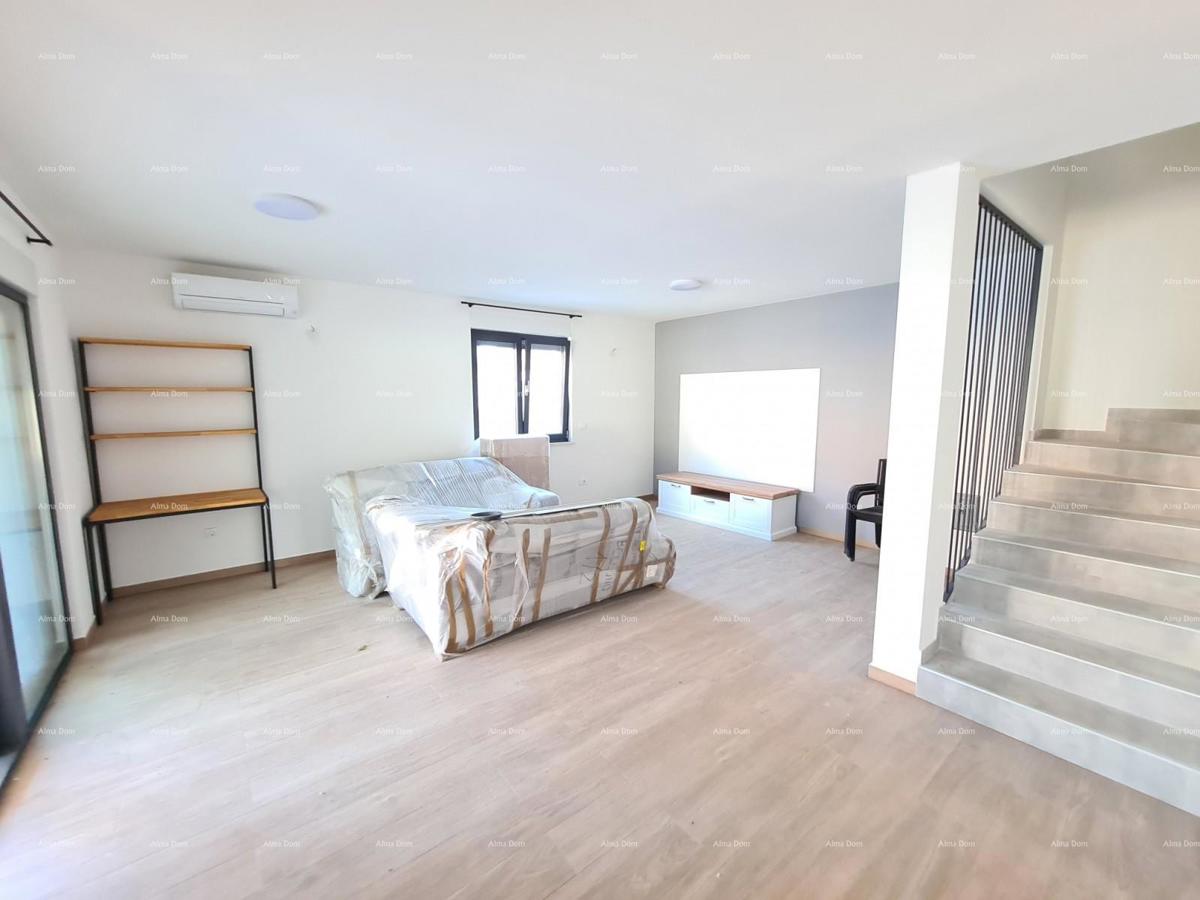 Casa con piscina! Vicino a Medolino!