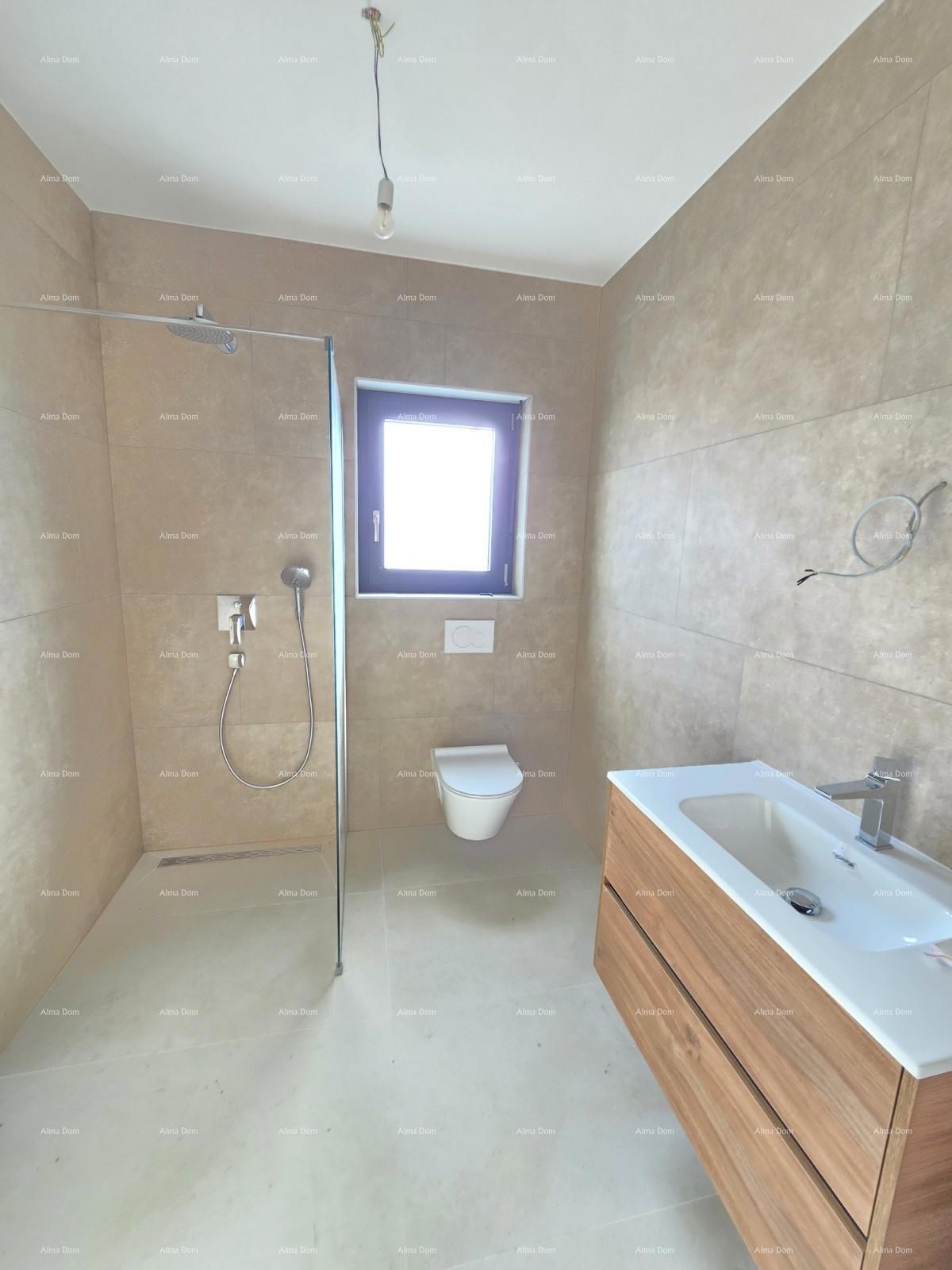 Appartamento bilocale con giardino vicino al mare. MEDULIN.