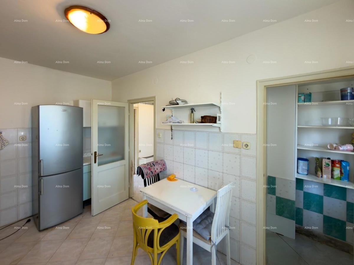 Vendiamo un appartamento in ottima posizione a Pola!