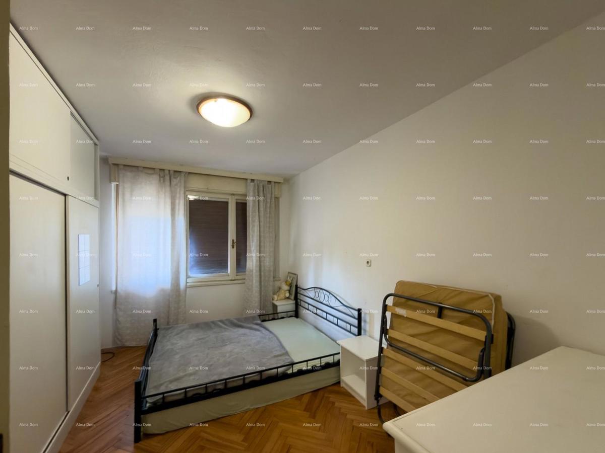 Vendiamo un appartamento in ottima posizione a Pola!