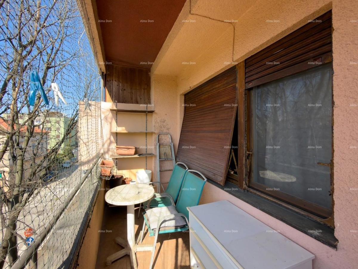 Vendiamo un appartamento in ottima posizione a Pola!