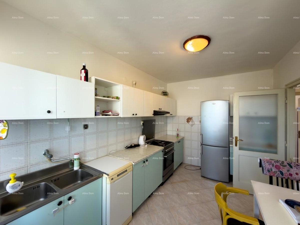 Vendiamo un appartamento in ottima posizione a Pola!