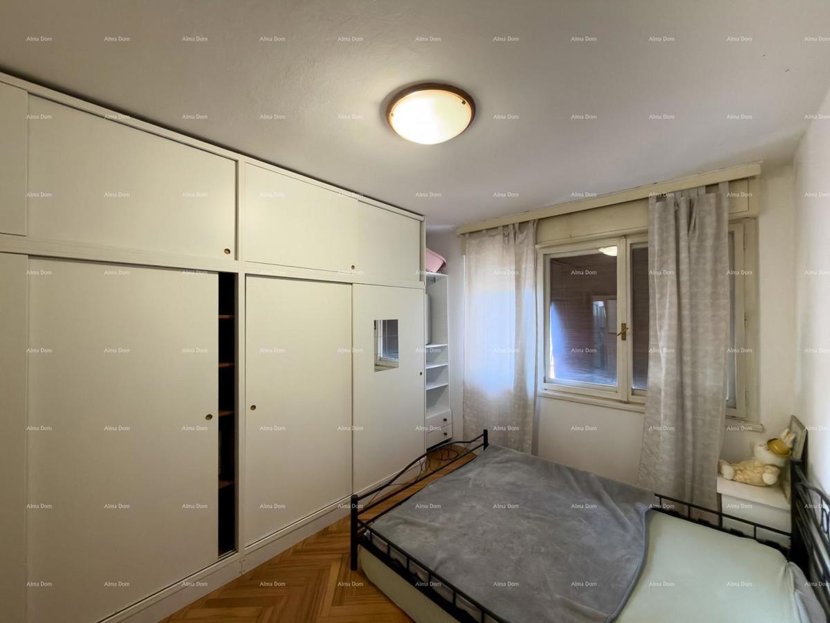 Vendiamo un appartamento in ottima posizione a Pola!