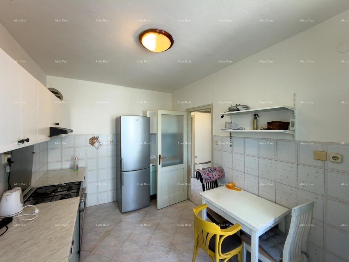 Vendiamo un appartamento in ottima posizione a Pola!