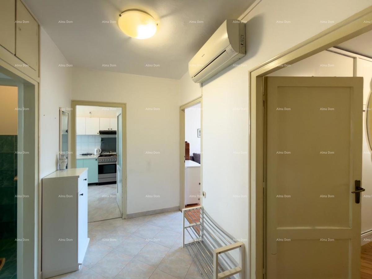 Vendiamo un appartamento in ottima posizione a Pola!