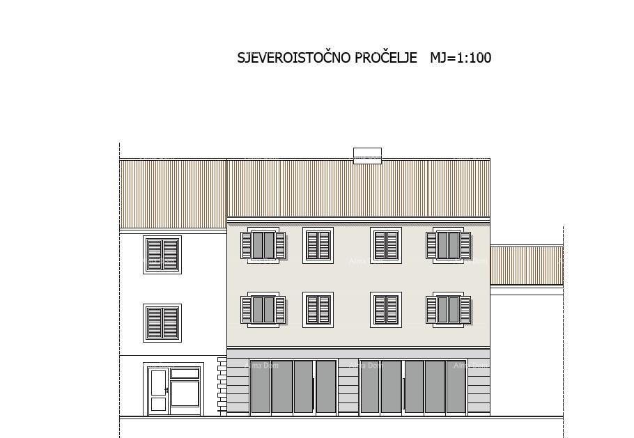 Nuova costruzione! Umago, il centro! Una piccola palazzina in pieno centro con solo 4 appartamenti.