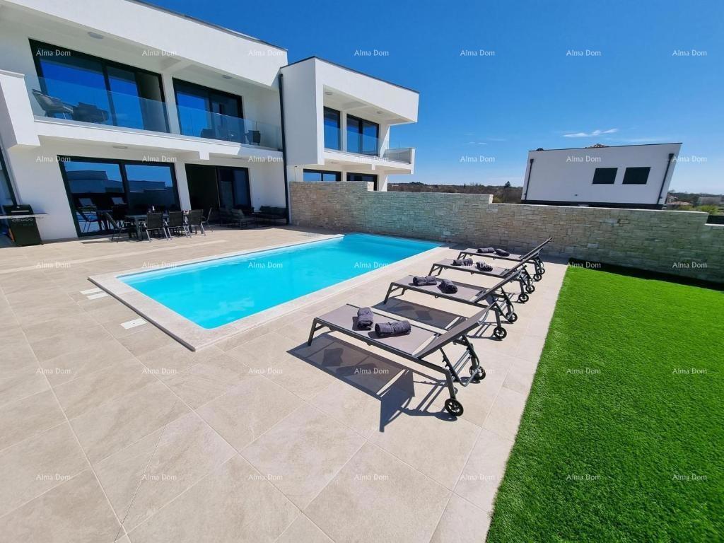 Casa di lusso con piscina nel cuore dell'Istria.