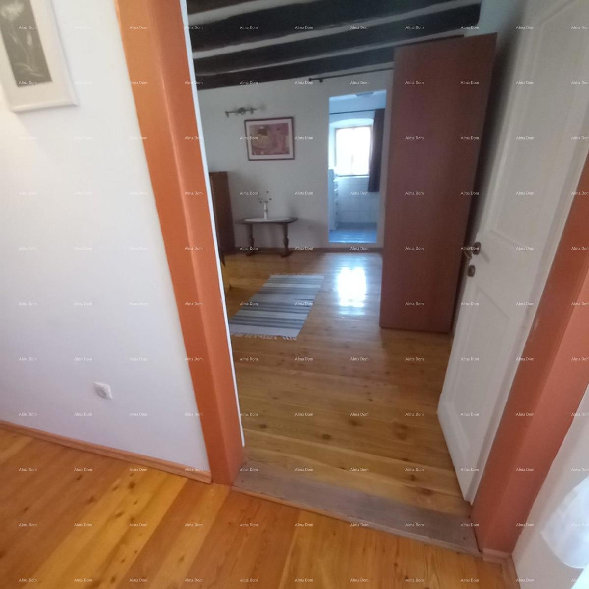 In Vendita: Casa Istriana Autentica Vicino a Duga Uvala (198 m²)