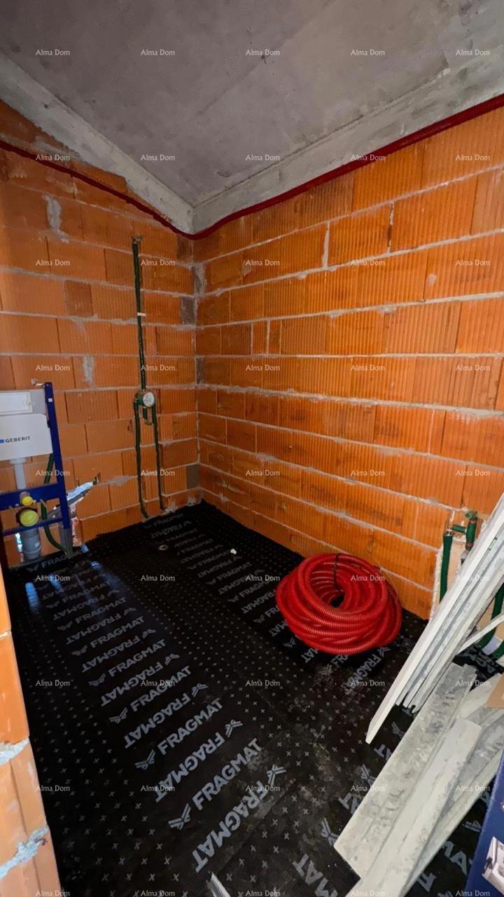 Barban Kožljani, un piccolo villaggio istriano, avviata la costruzione di due case bifamiliari.