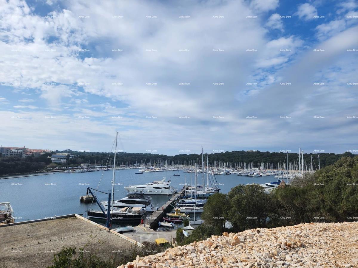 Vendita di appartamenti moderni in un edificio esclusivo con vista sulla marina, Pula!