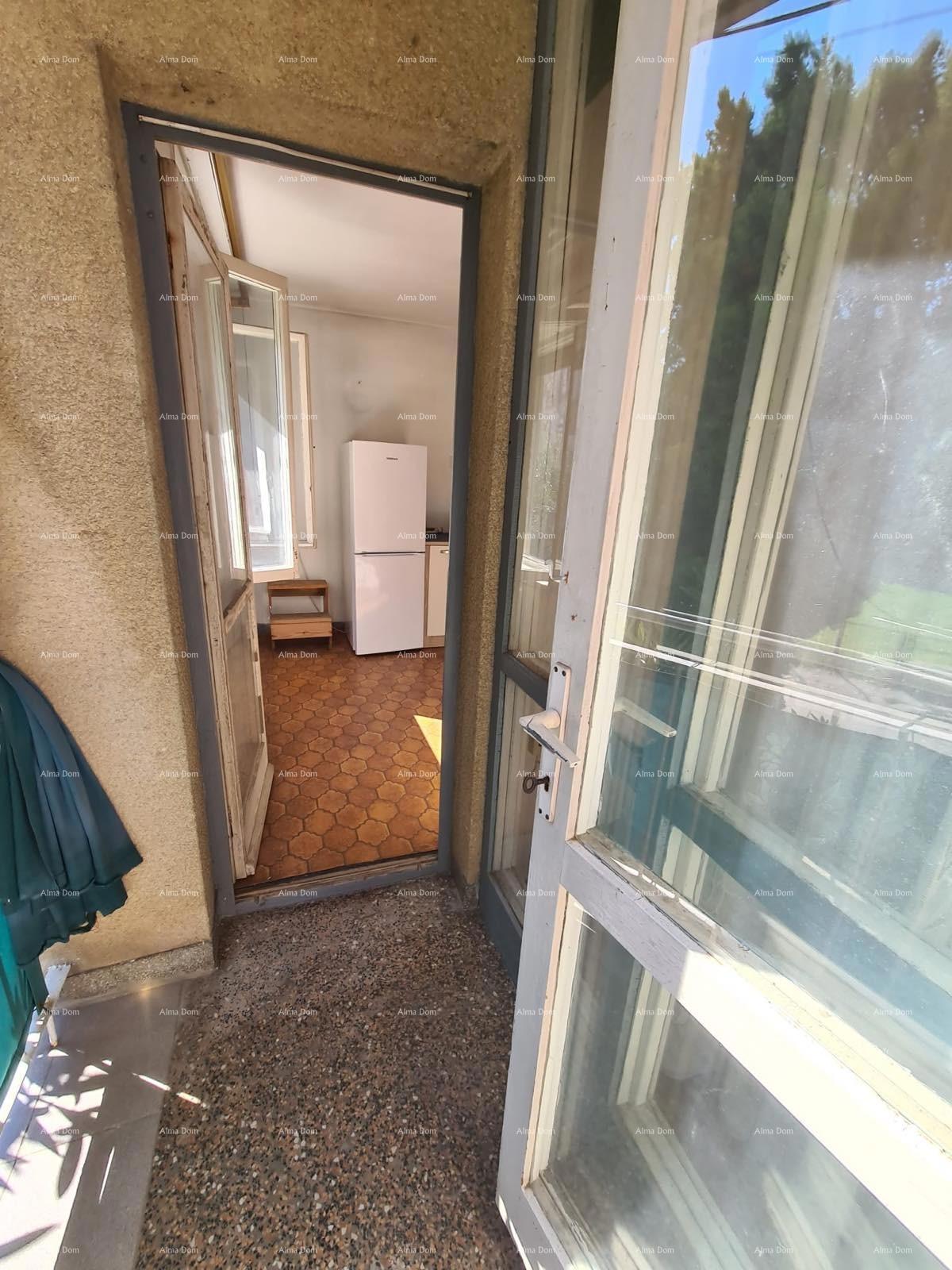 Vendita - appartamento con due camere da letto in ottima posizione, Pola!