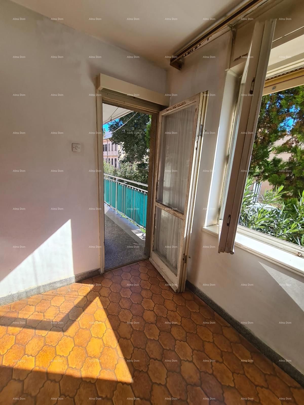 Vendita - appartamento con due camere da letto in ottima posizione, Pola!