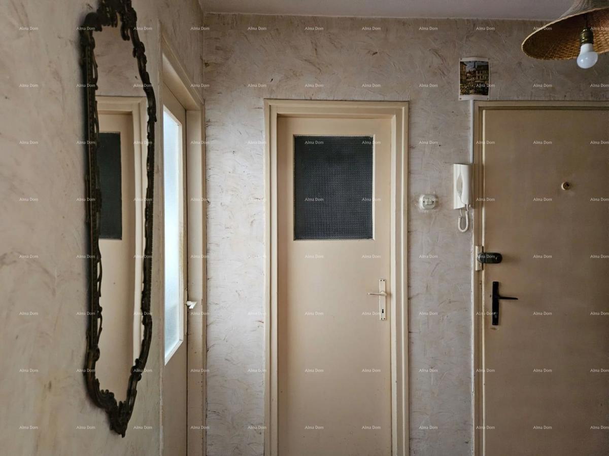 Vendita - appartamento con due camere da letto in ottima posizione, Pola!