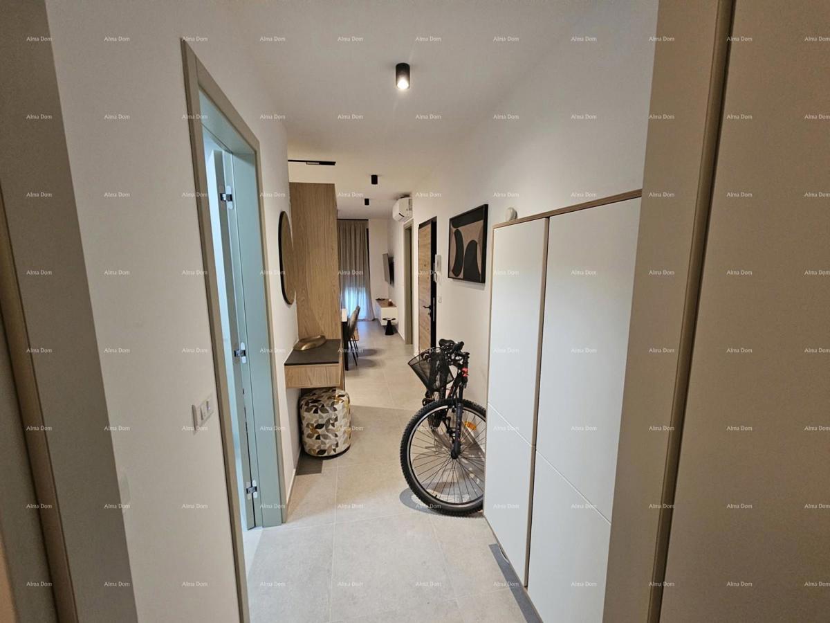 Pula – Nuovo appartamento moderno arredato con terrazza