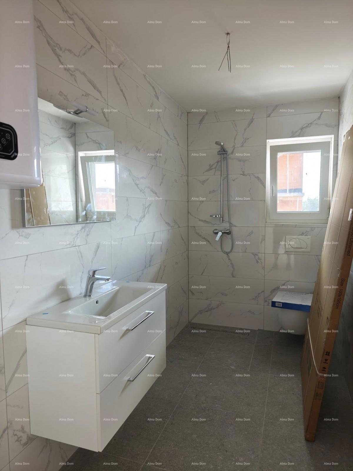 ZAMBRATIJA – Appartamento con giardino, 500 m dal mare