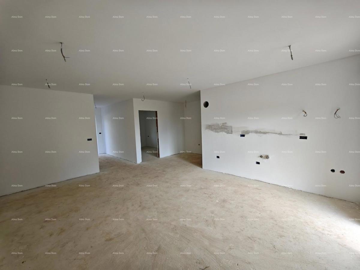 ZAMBRATIJA – Appartamento con giardino, 500 m dal mare