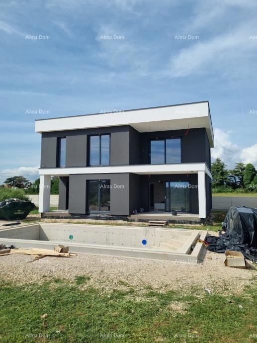 Moderna villa con piscina, 1 km dal mare, Pula