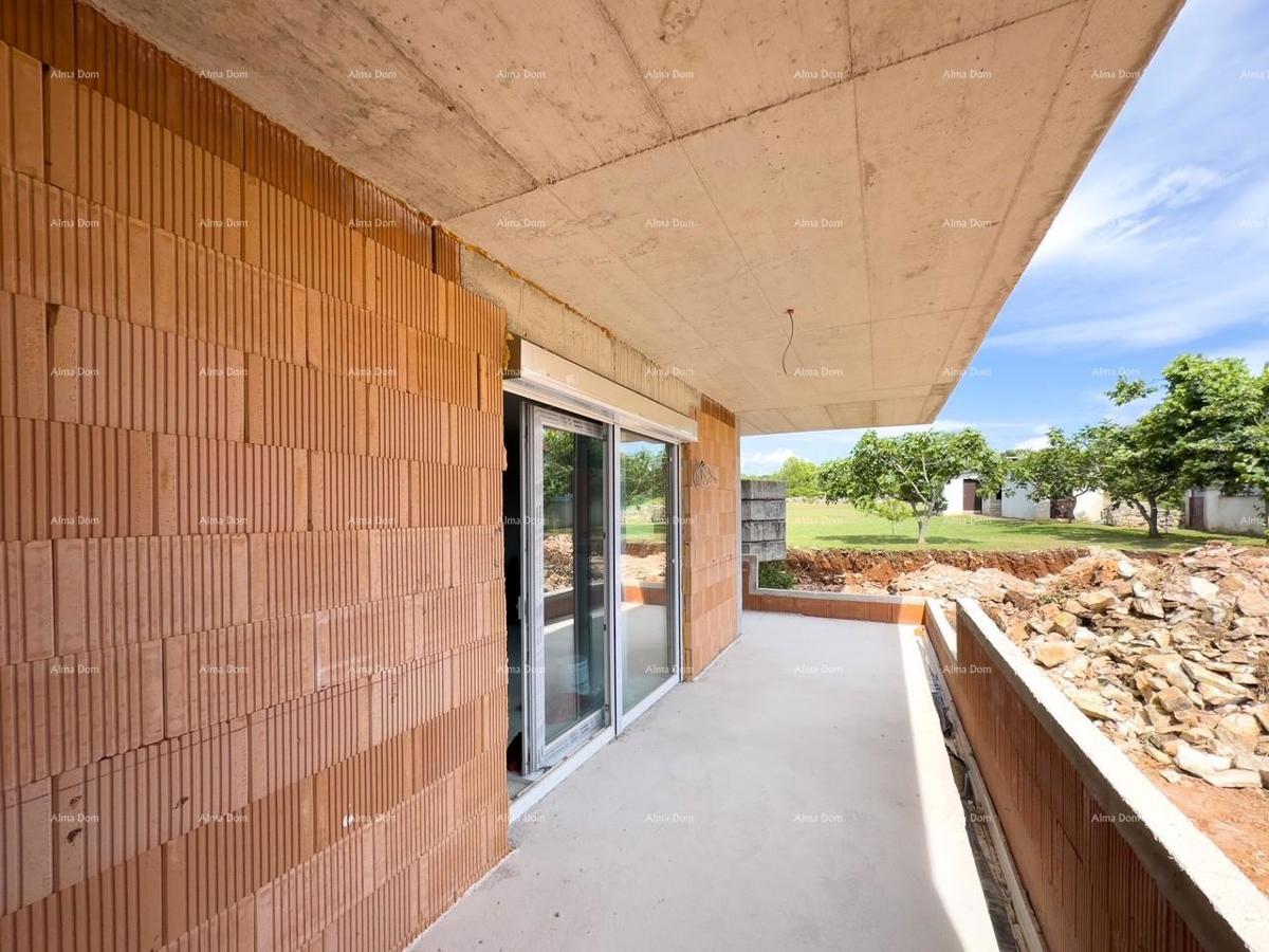 Appartamento in vendita in un nuovo edificio in un'ottima posizione, Peroj!