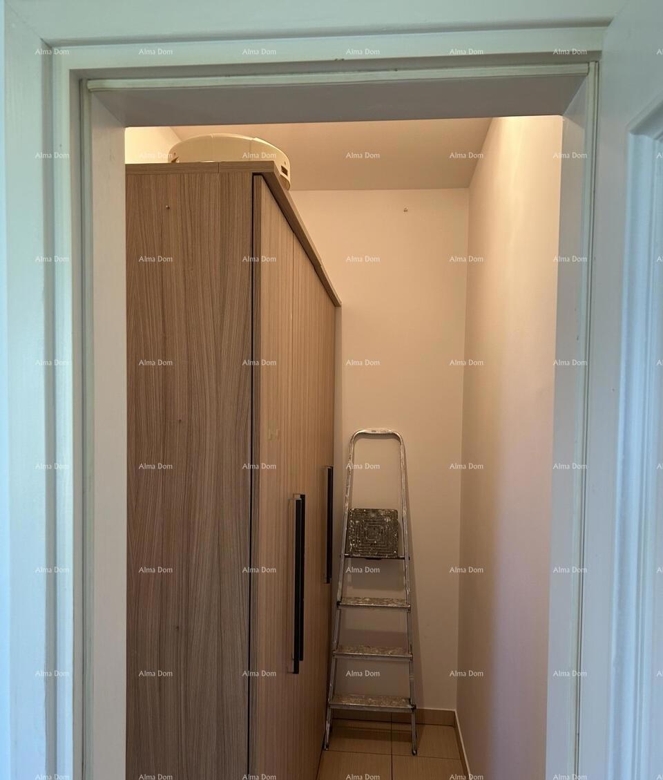 In vendita appartamento con terrazza - 200 m dal mare, Umago