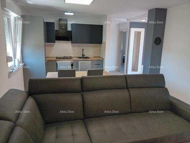 Vendita - affascinante villa indipendente in un luogo tranquillo a Marčana, non lontano dal mare - ideale per una vacanza e relax!