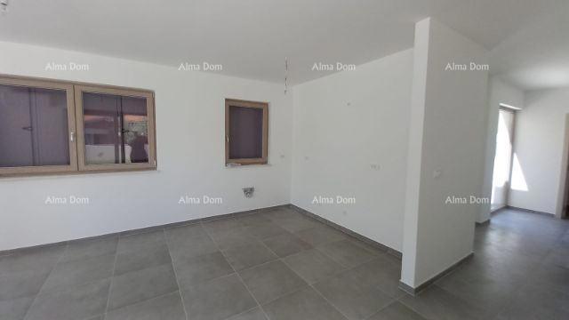 Vendita - affascinante villa indipendente in un luogo tranquillo a Marčana, non lontano dal mare - ideale per una vacanza e relax!