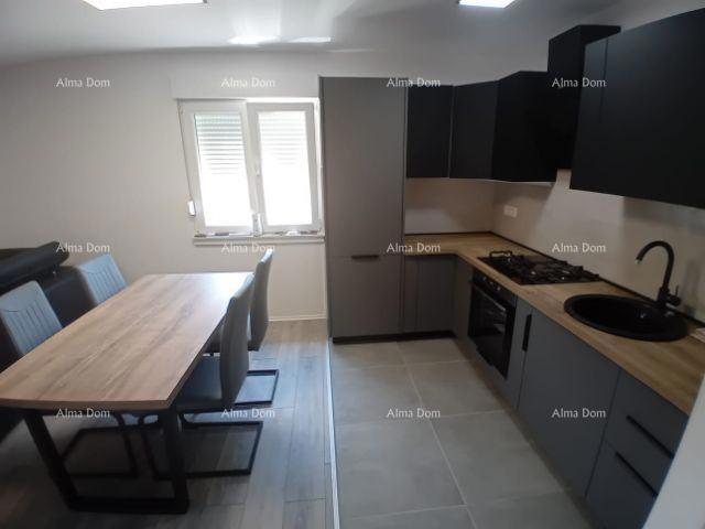 Vendita - affascinante villa indipendente in un luogo tranquillo a Marčana, non lontano dal mare - ideale per una vacanza e relax!