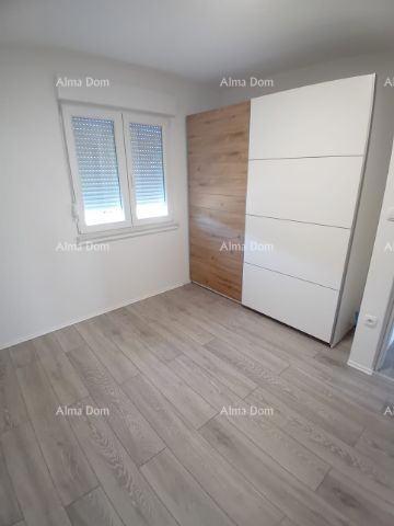 Vendita - affascinante villa indipendente in un luogo tranquillo a Marčana, non lontano dal mare - ideale per una vacanza e relax!