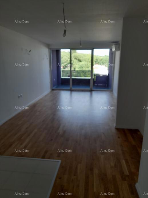 Vendita - appartamento con posto auto in ottima posizione, Pola!