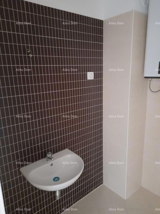 Vendita - appartamento con posto auto in ottima posizione, Pola!