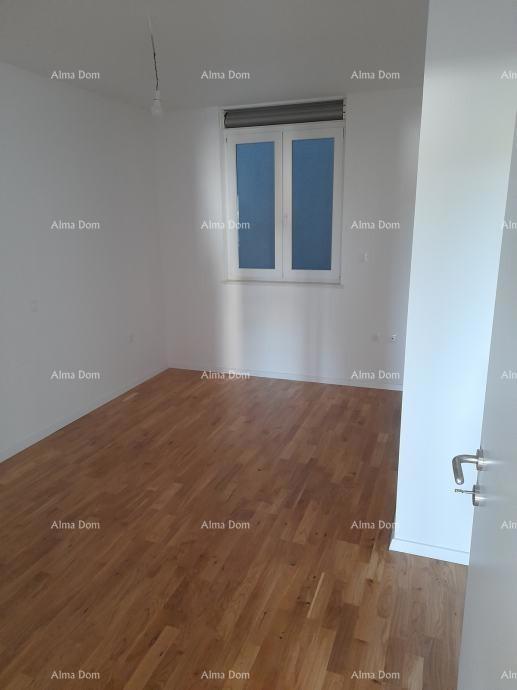 Vendita - appartamento con posto auto in ottima posizione, Pola!