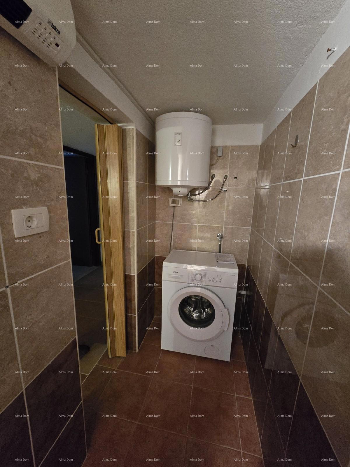 NOVIGRAD - Due appartamenti in vendita in una casa unifamiliare