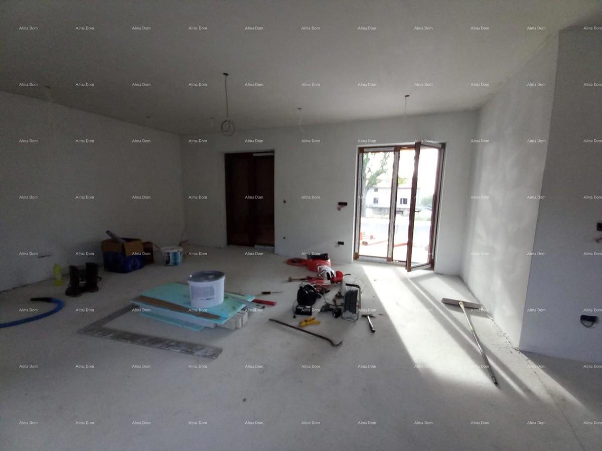 Casa con piscina e vista mare, Kaštelir