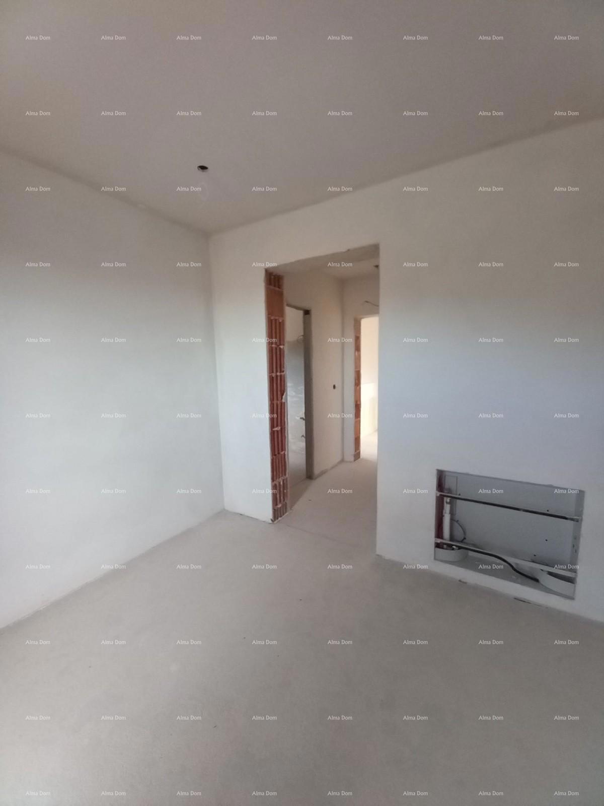 Casa con piscina e vista mare, Kaštelir