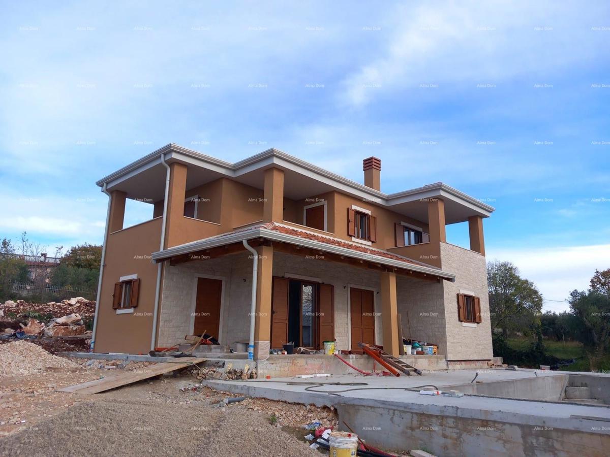 Casa con piscina e vista mare, Kaštelir