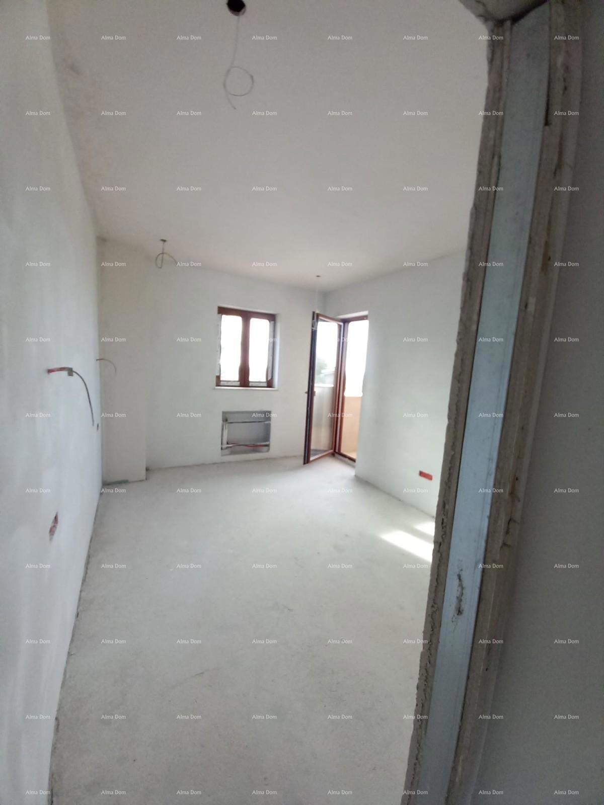 Casa con piscina e vista mare, Kaštelir