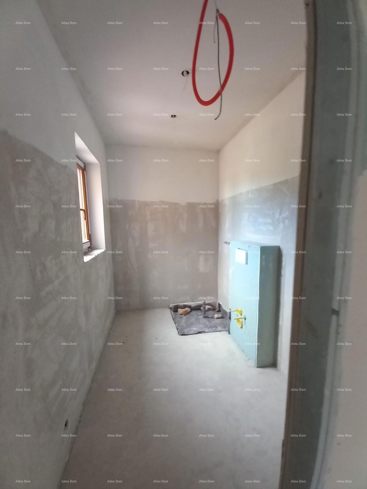 Casa con piscina e vista mare, Kaštelir