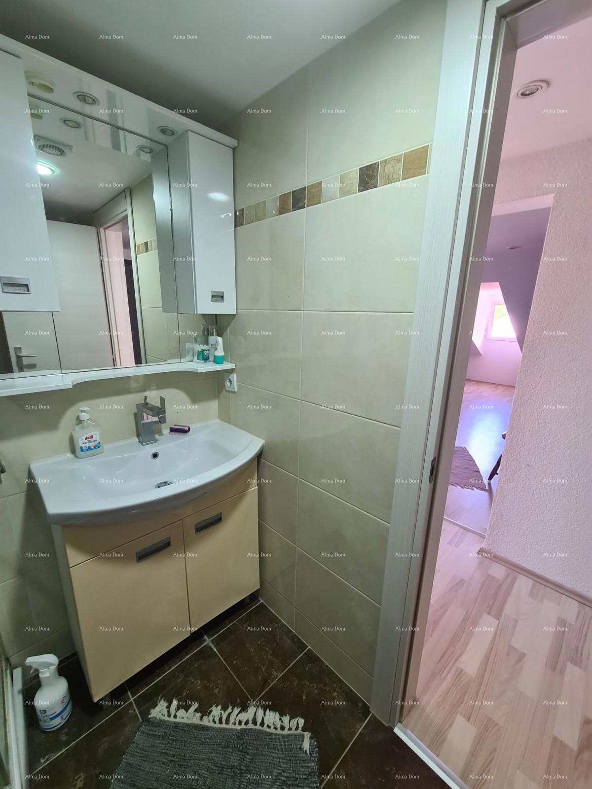 Vendiamo appartamento nel centro di Pola – 66 m²