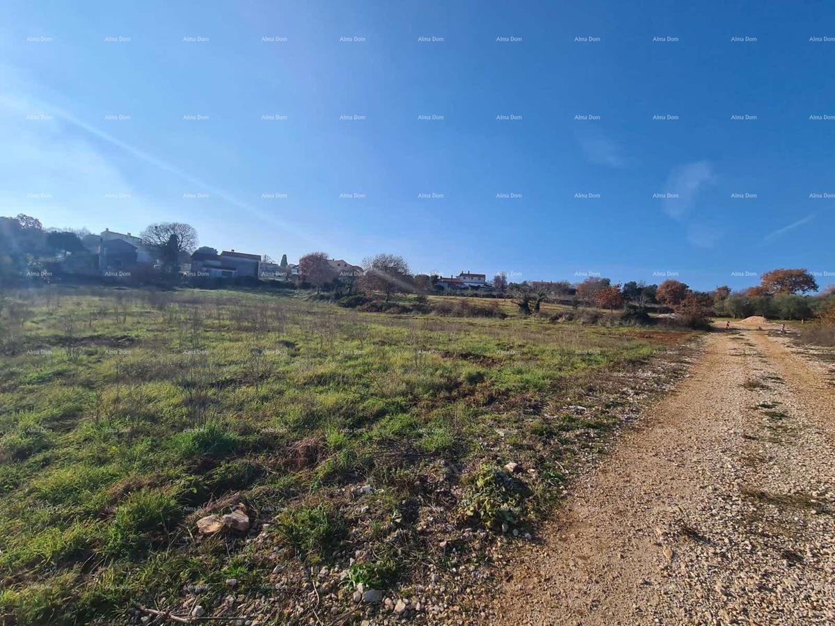 Terreno edificabile Vintijan – 1.107 m²