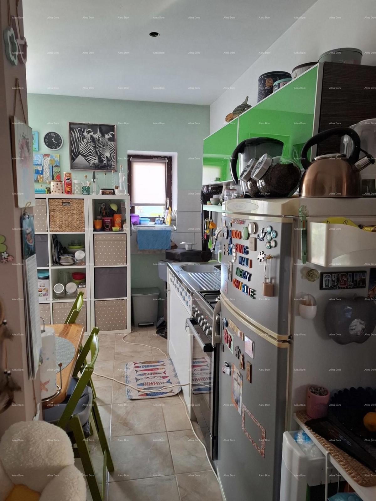 Casa in pietra ristrutturata in fila – 4 km dal centro di Pola