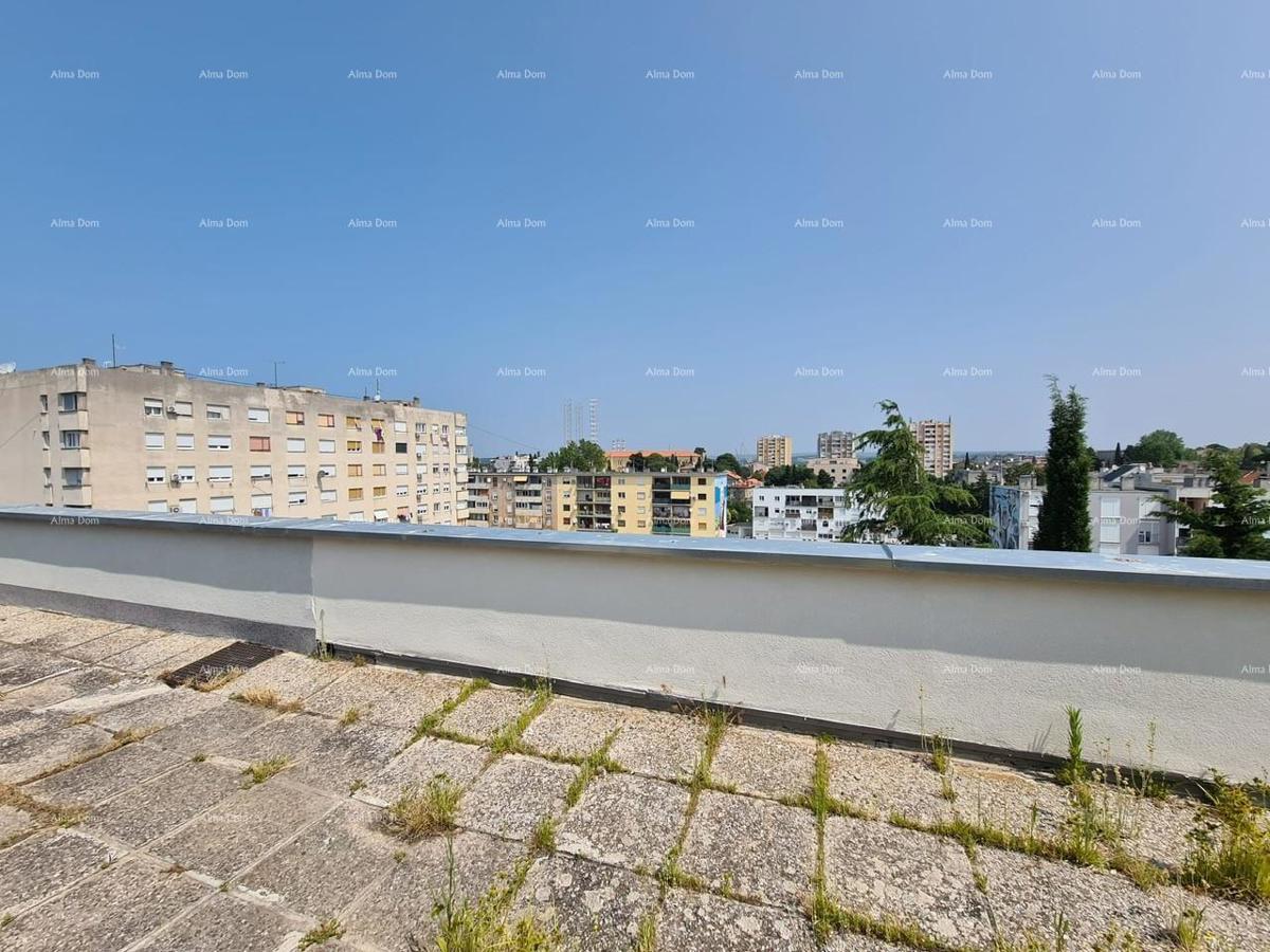 In vendita appartamento a Veruda a Pula, 500 m dal mare