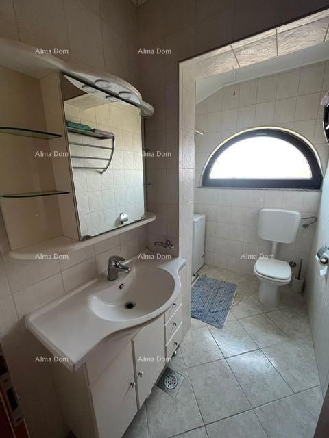 Nuovo in offerta! Ottimo appartamento con grande terrazza e vista mare, Novigrad!