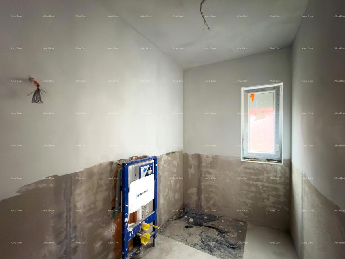 Ližnjan! Nuova costruzione! Appartamento con giardino piccolo.