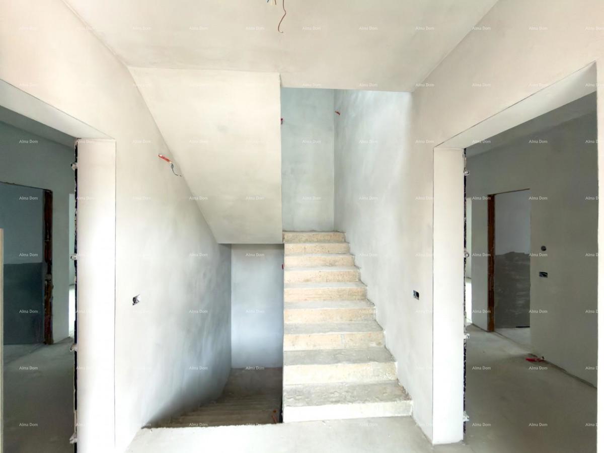 Ližnjan! Nuova costruzione! Appartamento con giardino piccolo.