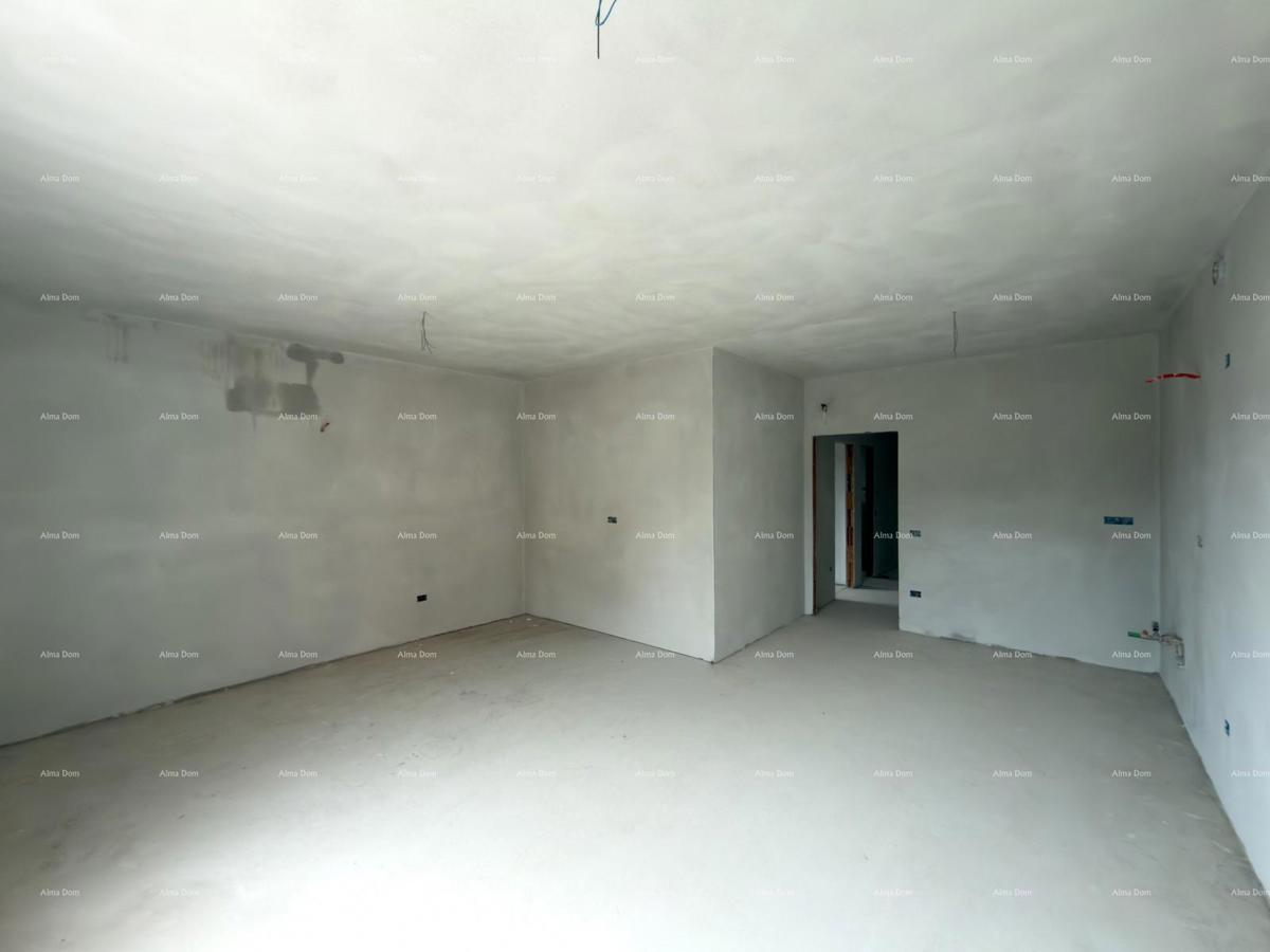 Ližnjan! Nuova costruzione! Appartamento con giardino piccolo.