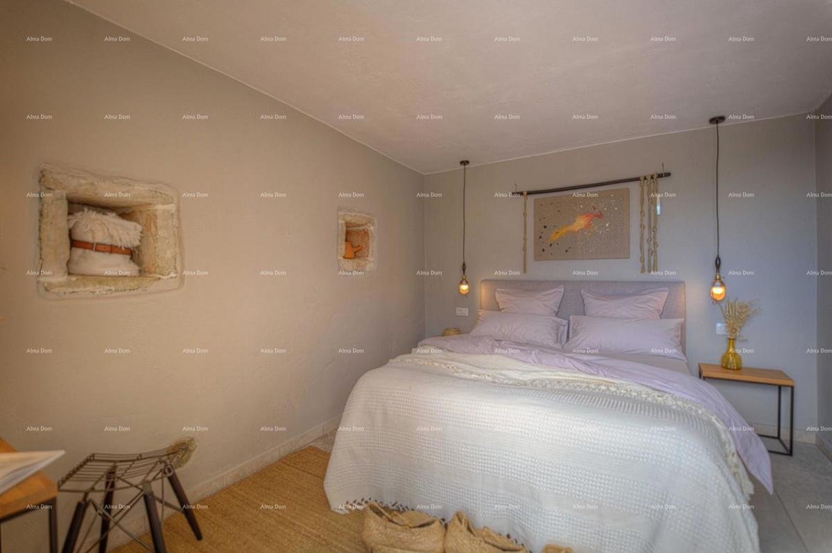 Vendiamo una bella casa in un villaggio idilliaco, nel cuore dell'Istria.