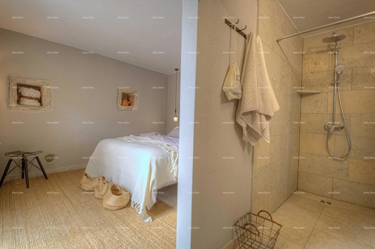 Vendiamo una bella casa in un villaggio idilliaco, nel cuore dell'Istria.