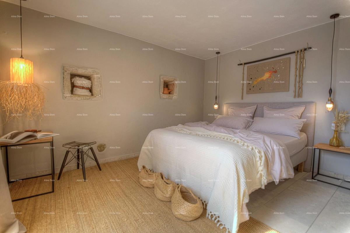 Vendiamo una bella casa in un villaggio idilliaco, nel cuore dell'Istria.