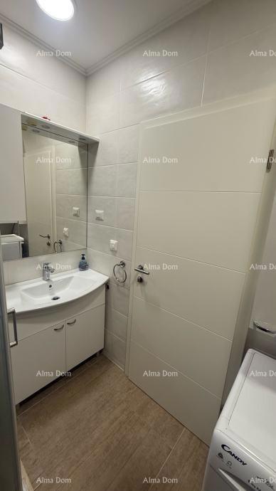 In vendita: Appartamento completamente arredato in una zona tranquilla di Žbandaj – Poreč