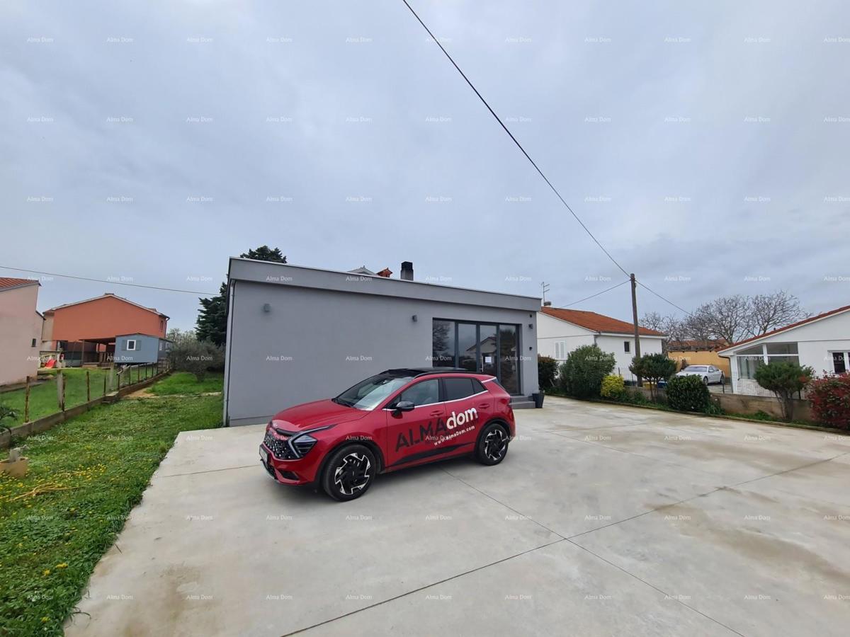 Pula Šišan.  Casa con spazio ufficio!